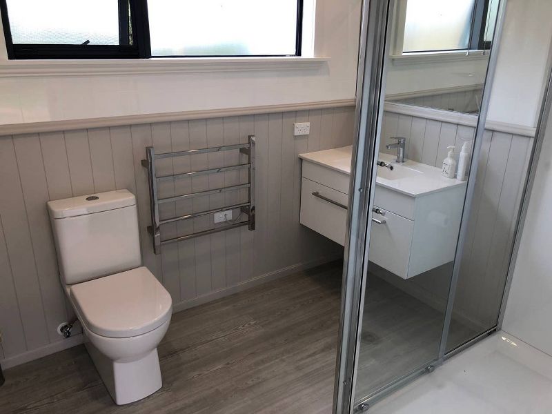 Roxburgh Cottage Accommodation - Bathroom_800x600